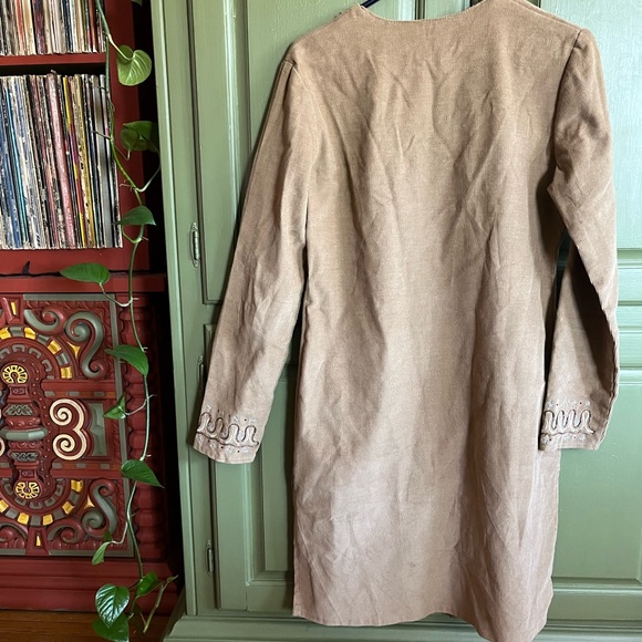 Unique Vintage Ethnic Indian Corduroy Embroidered Tunic Dress - Picture 5 of 6
